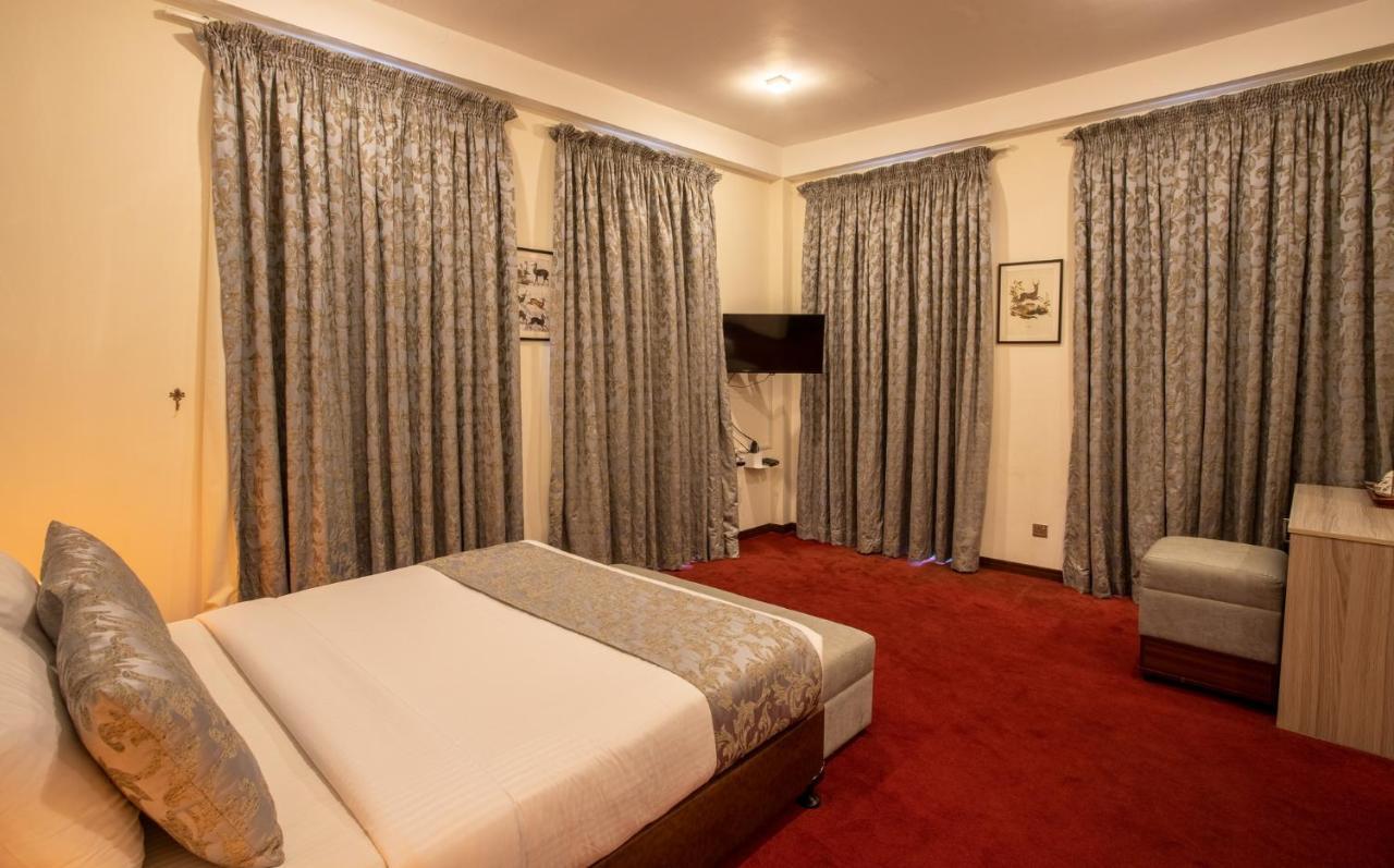 The Wind Castle Hotel Nuwara Eliya Bagian luar foto