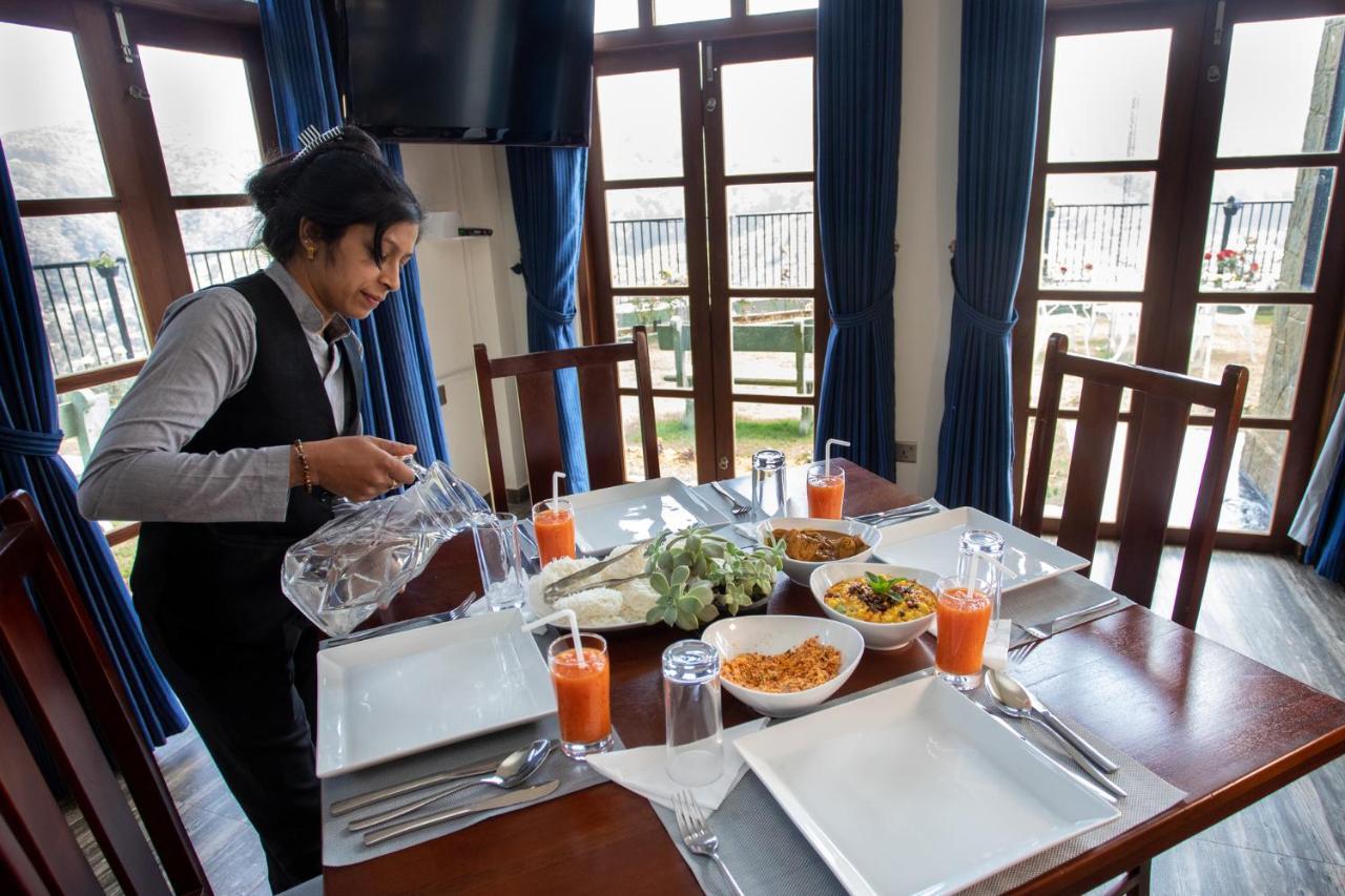 The Wind Castle Hotel Nuwara Eliya Bagian luar foto